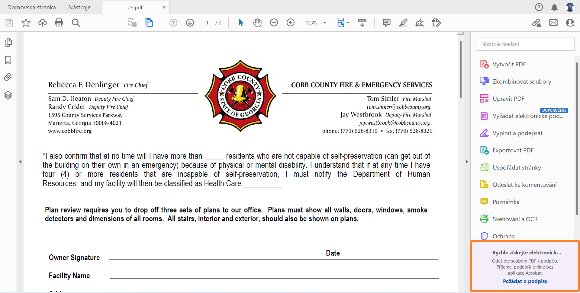 Zpráva Požádat o podpisy v pravém panelu 