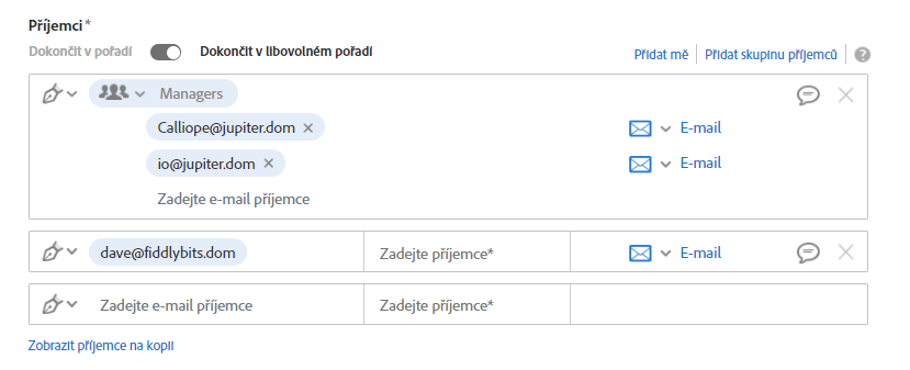 Ve skupinách příjemců není vyžadováno jméno příjemce