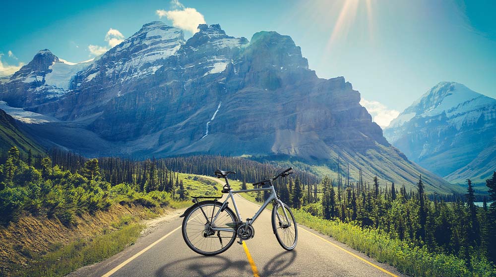 Einen neuen Hintergrund anhand einer Skizze generieren – mit KI-Funktionen in Photoshop.