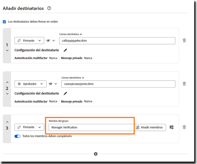 La sección Solicitar firmas “Agregar destinatario” resalta un destinatario de grupo con el nombre del grupo resaltado.