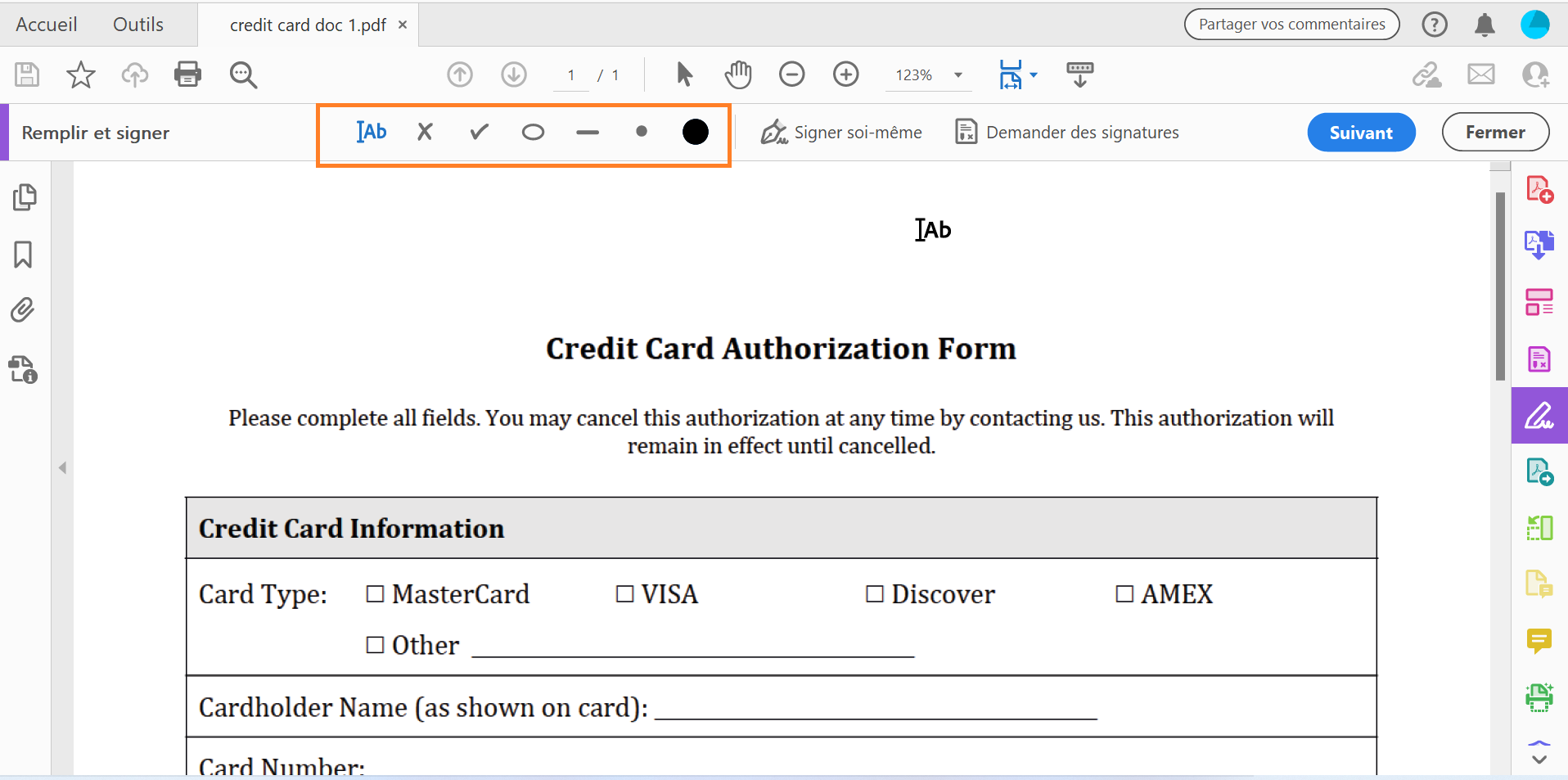 Placement du curseur de la souris sur un champ pour faire apparaître le champ de formulaire détecté