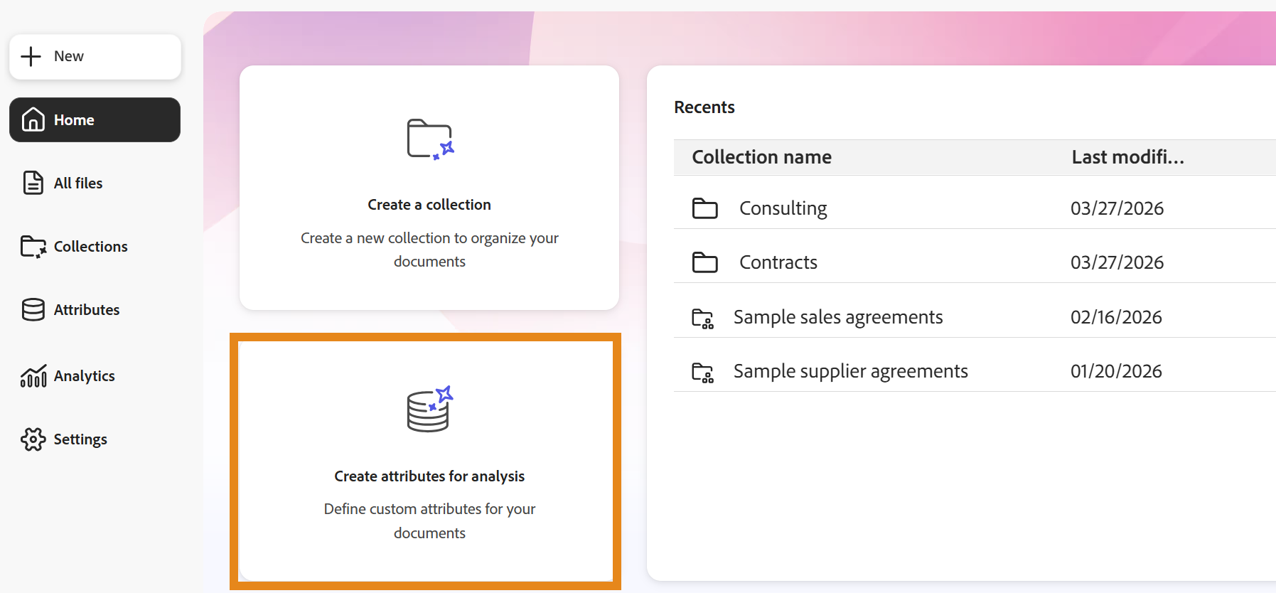 「分析用の属性を作成」タイルが表示された Analyzer ホームページ。